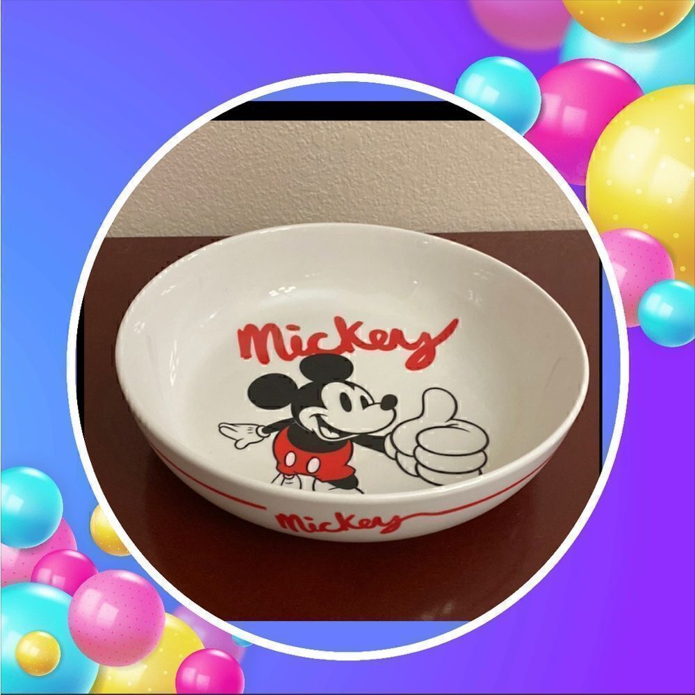 ✨HOST PICK✨Disney Mickey with a big thumbs up!!!